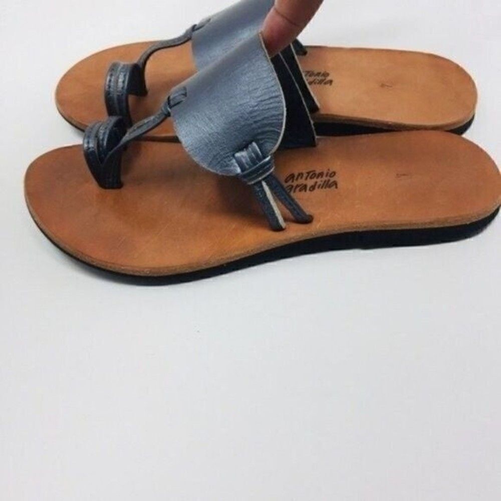 Antonio Gradilla womans leather sandals gray US7 BoxA 
minimalist - Picture 2 of 6